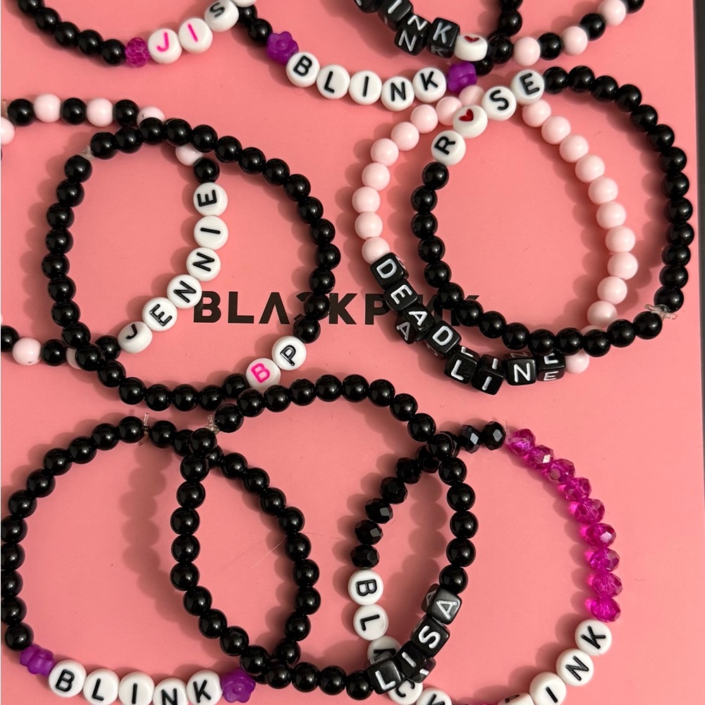 BlackPink “Deadline” Beaded Bracelets Set🖤🩷